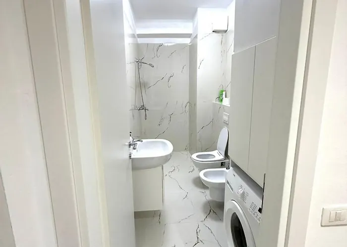 Albania Haven Kafe Flora Appartement *