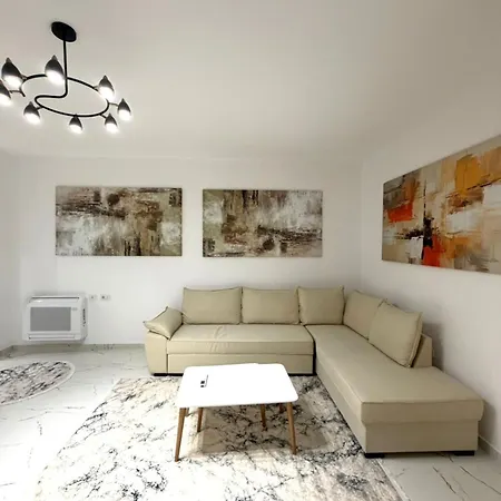 Albania Haven Kafe Flora Appartement