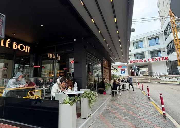 Albania Haven Kafe Flora アパート *